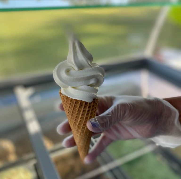 Creamy soft serve ice cream for hire on the Darling Downs